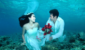 Get-Married-Under-Water1